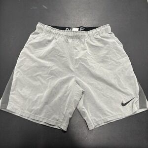 Nike Dri-Fit‎ Athletic Shorts Gray Men's Size Large